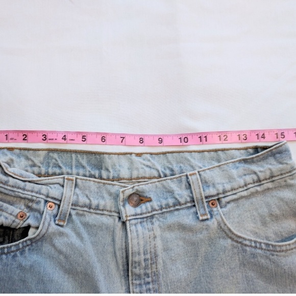 Vintage Levi 550 Relaxed Fit Tapered Leg - Picture 6 of 8